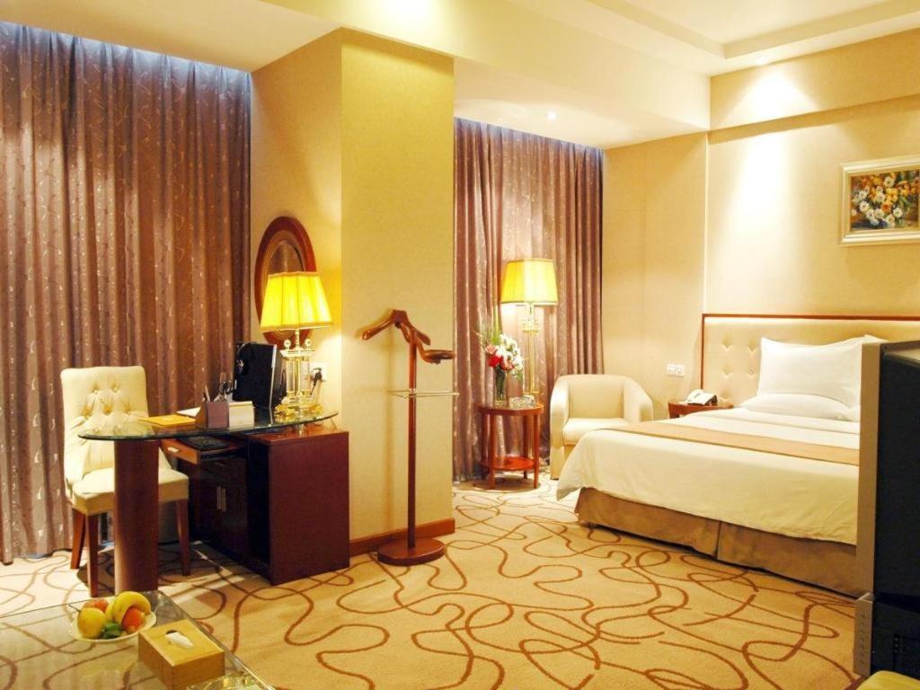 Nanchang Galactic Peace International Hotel Buitenkant foto