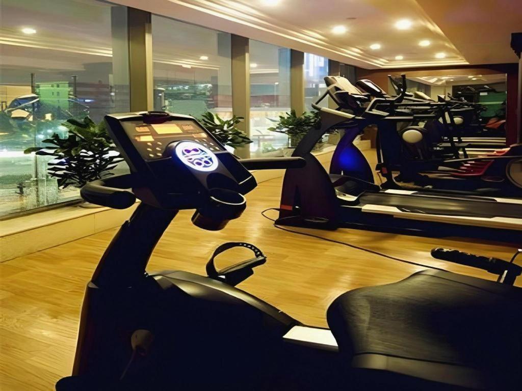 Nanchang Galactic Peace International Hotel Buitenkant foto
